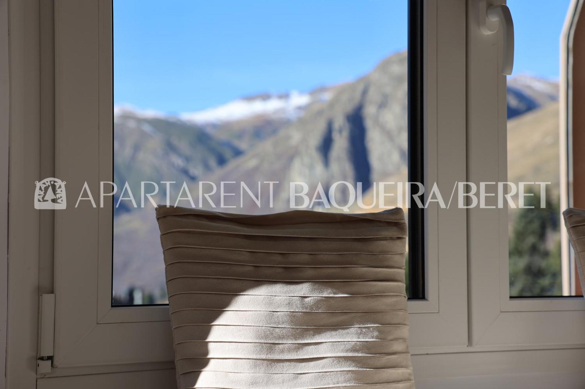 Apartarent 1500 Бакейра-Берет Екстер'єр фото
