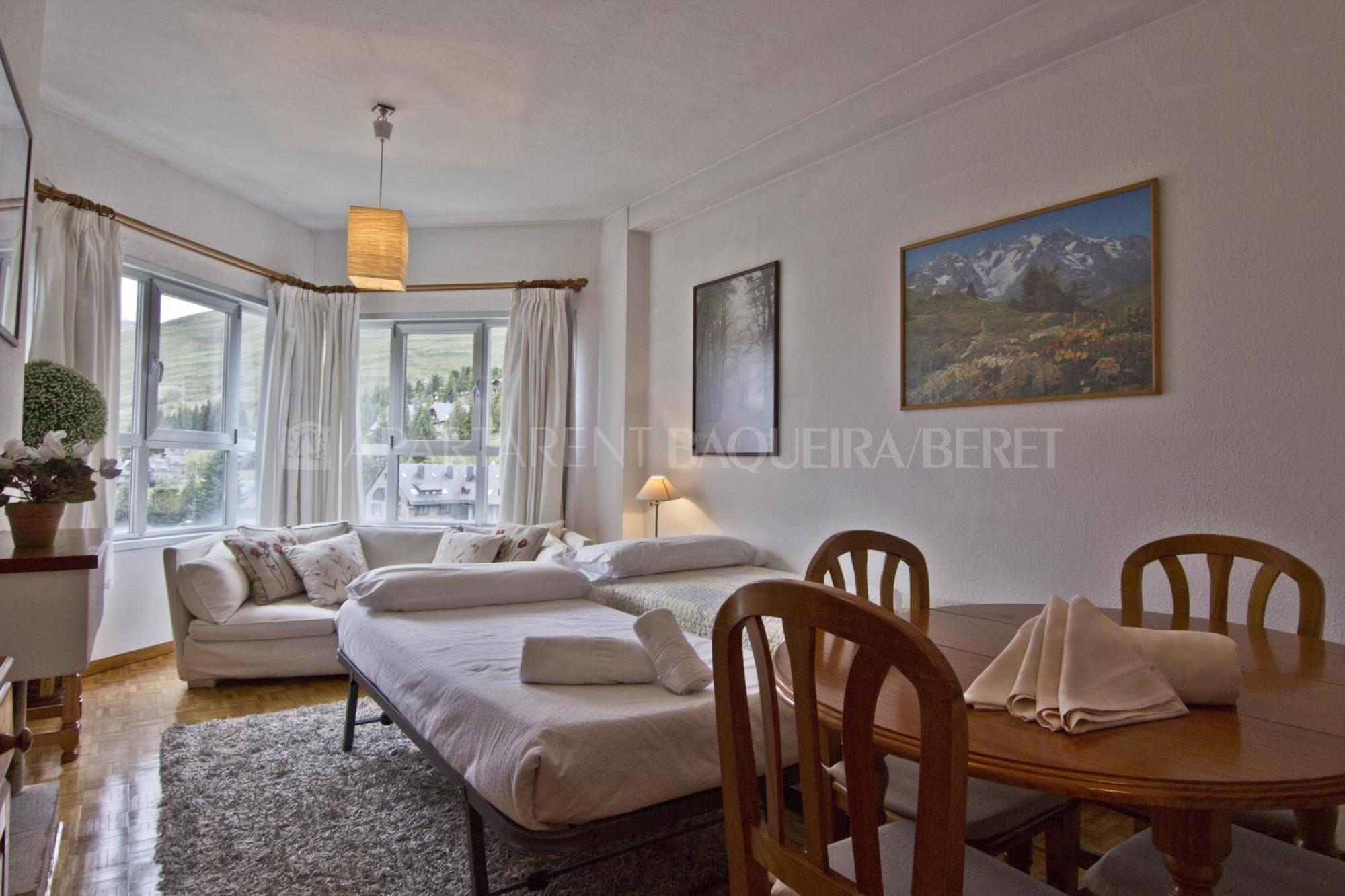 Apartarent 1500 Бакейра-Берет Екстер'єр фото