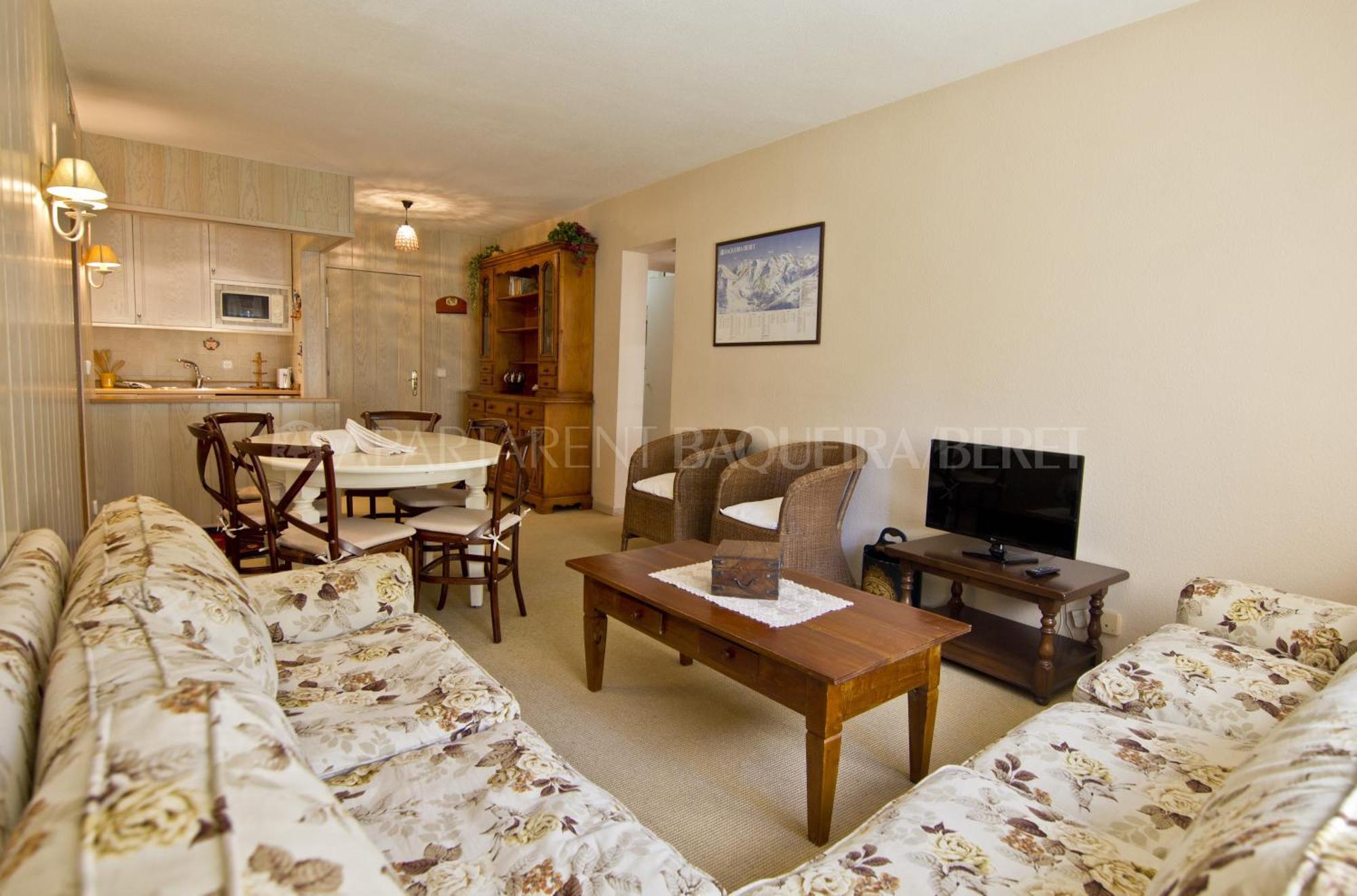 Apartarent 1500 Бакейра-Берет Екстер'єр фото